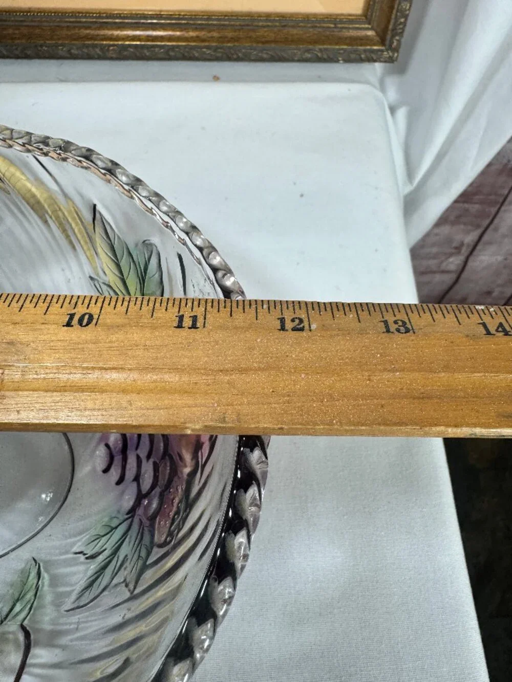 Vintage elegant stylish oval  glass fruit bowl, basket